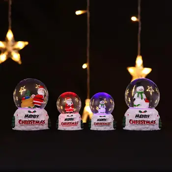 Ziemassvētku Jauki Sniega Stikla Bumbiņas Pasaulē ar Krāsains Apgaismojums Shape Darbvirsmas Dekoru Santa Claus, Sniegavīrs Stikla Bumbiņu Rotājumu un Dāvanu